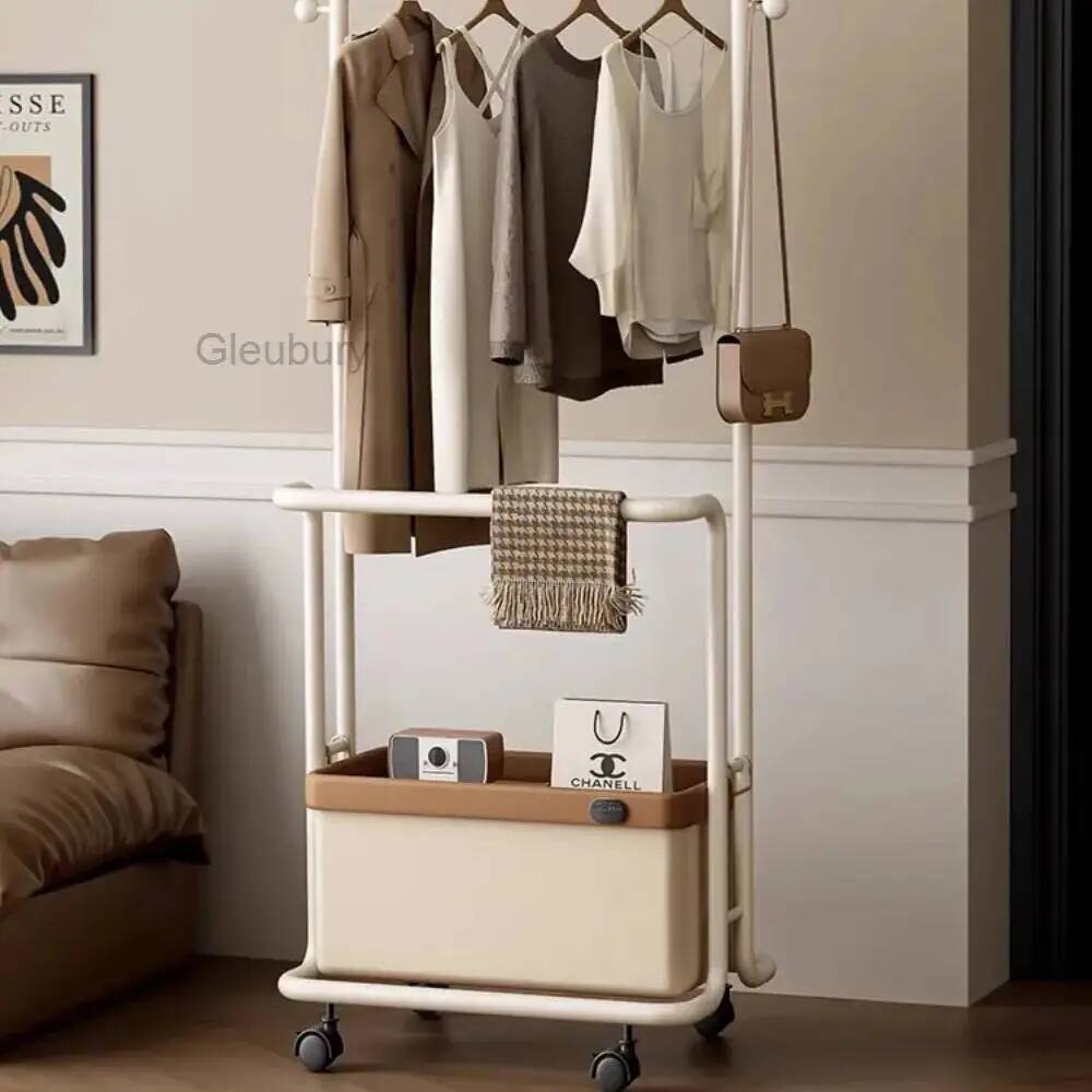 Stilvolle Metall-Kleiderstände – Home Decor On Wheels Bewertung und Preis